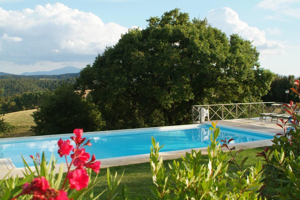 Agriturismo Podere Alberese Asciano Bagian luar foto
