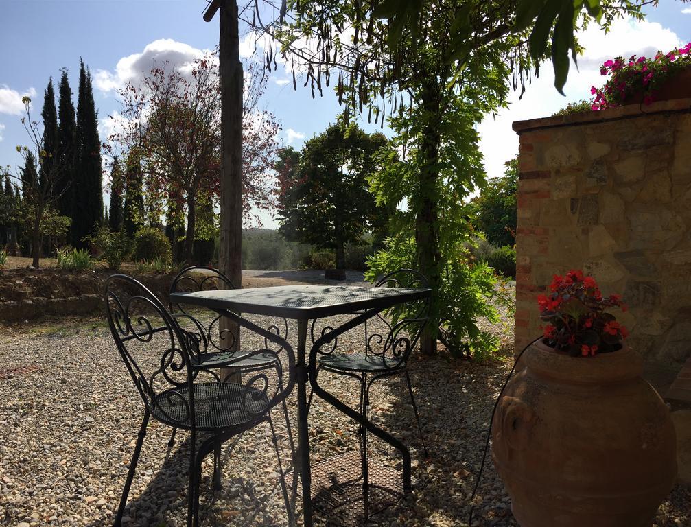 Agriturismo Podere Alberese Asciano Bagian luar foto