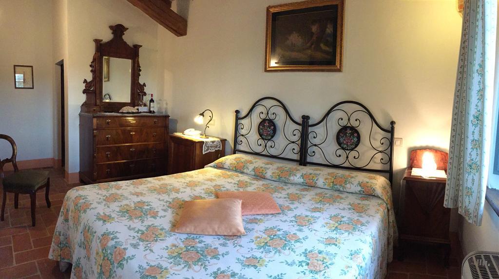 Agriturismo Podere Alberese Asciano Bagian luar foto